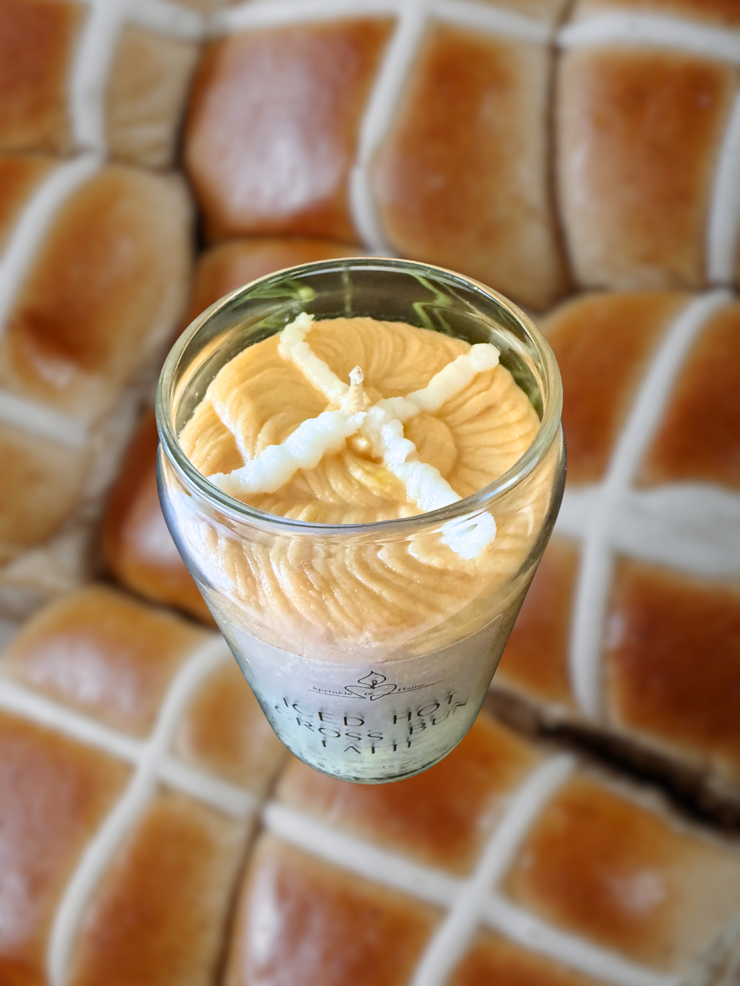 Iced Hot Cross Bun Latte Candle